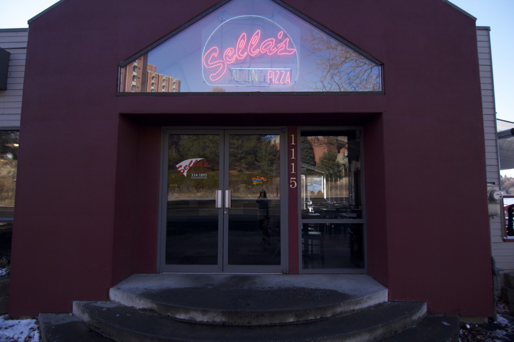 sellas calzone restaurant pullman wa