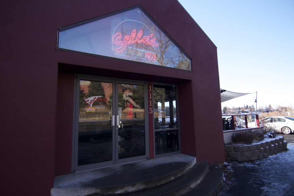 sellas calzone restaurant pullman wa