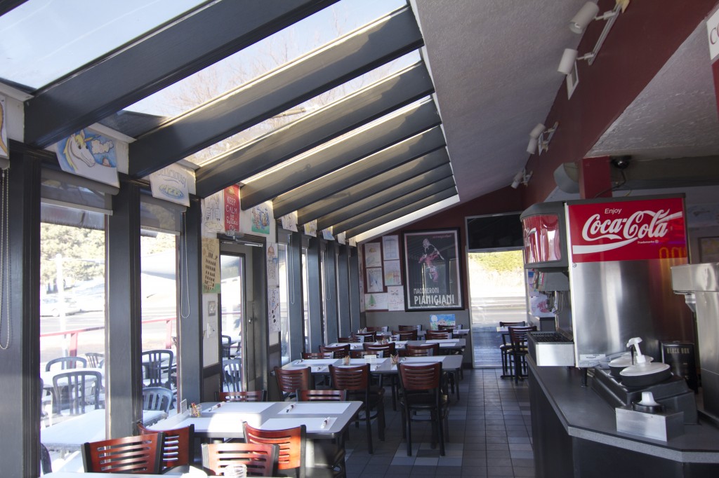 sellas calzone dining room pullman wa